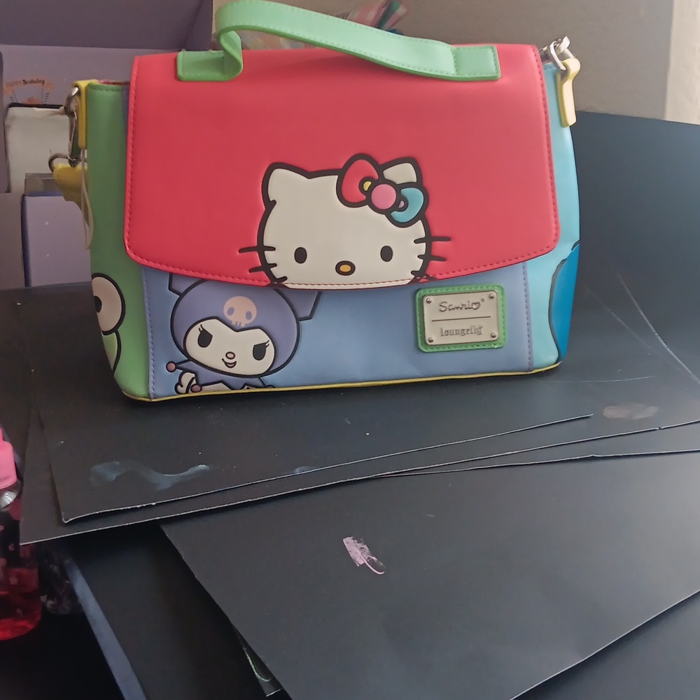 Hello kitty purse